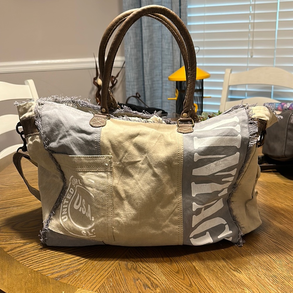 Myra Weekend Bag